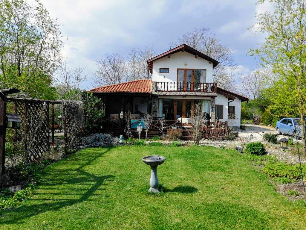 Schone 3 Zimmer 2 Bad Einfamilienhaus Zum Verkauf Landschaftlich