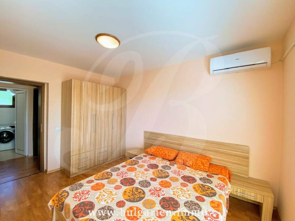 Zwei helle 3-Zimmer-Häuser mit je 750m² Grundstück - 25 Minuten zum Strand