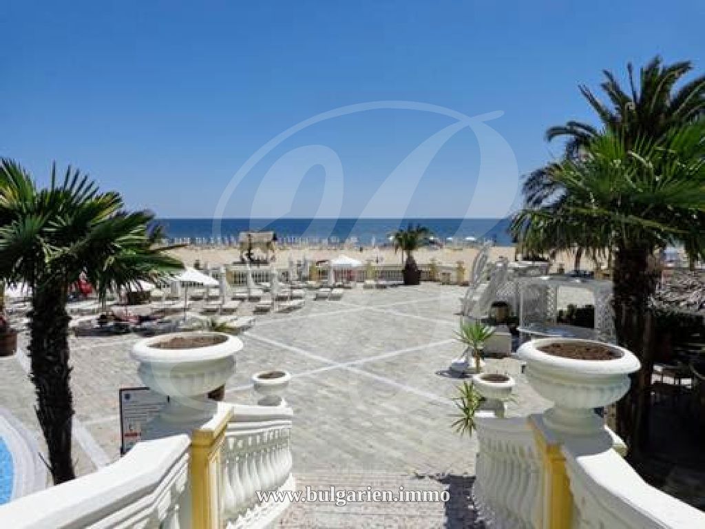 Wohnung am Strand zu verkaufen in Victoria Residence