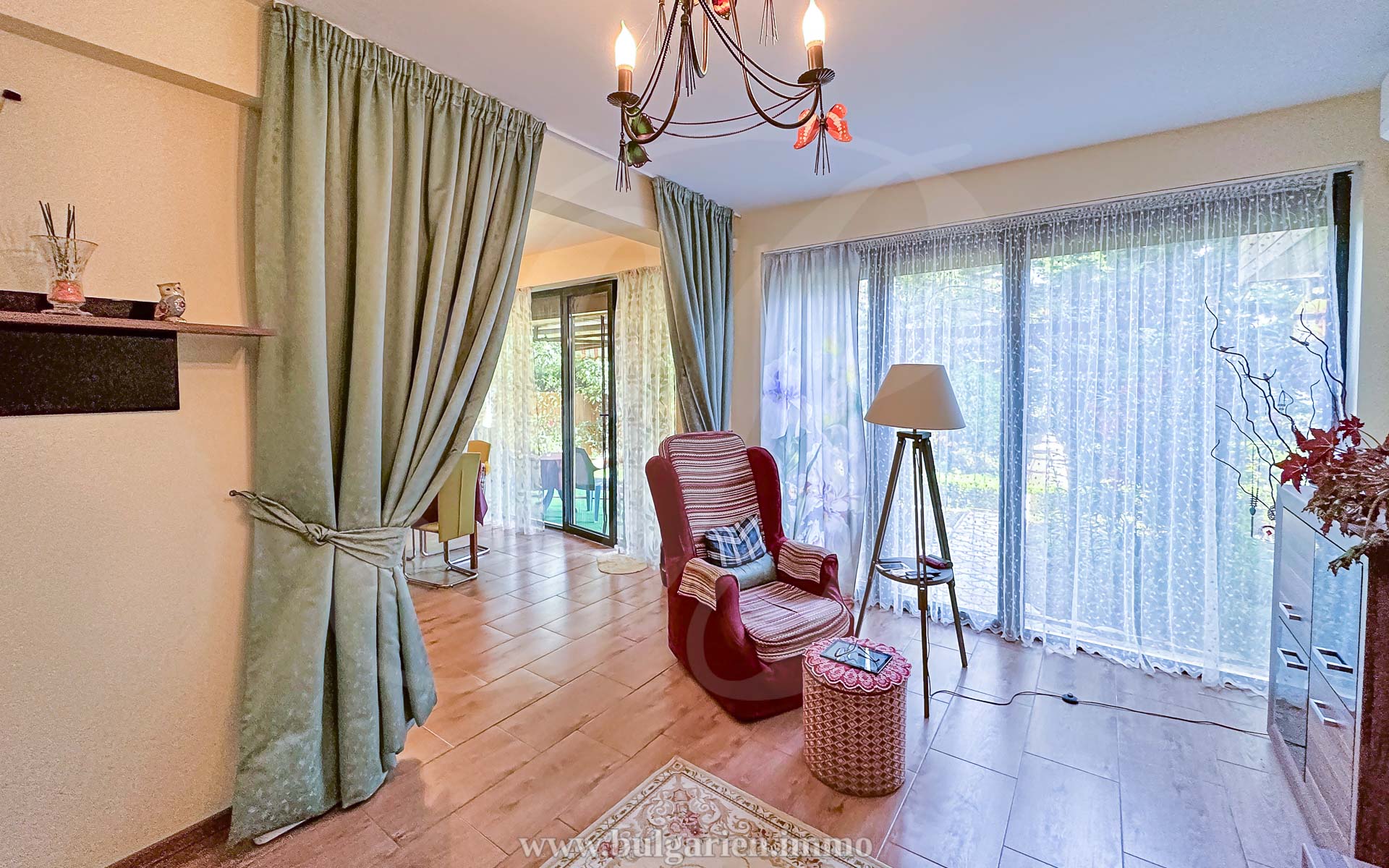 Stilvolle Villa am Strand mit bezauberndem Meerblick