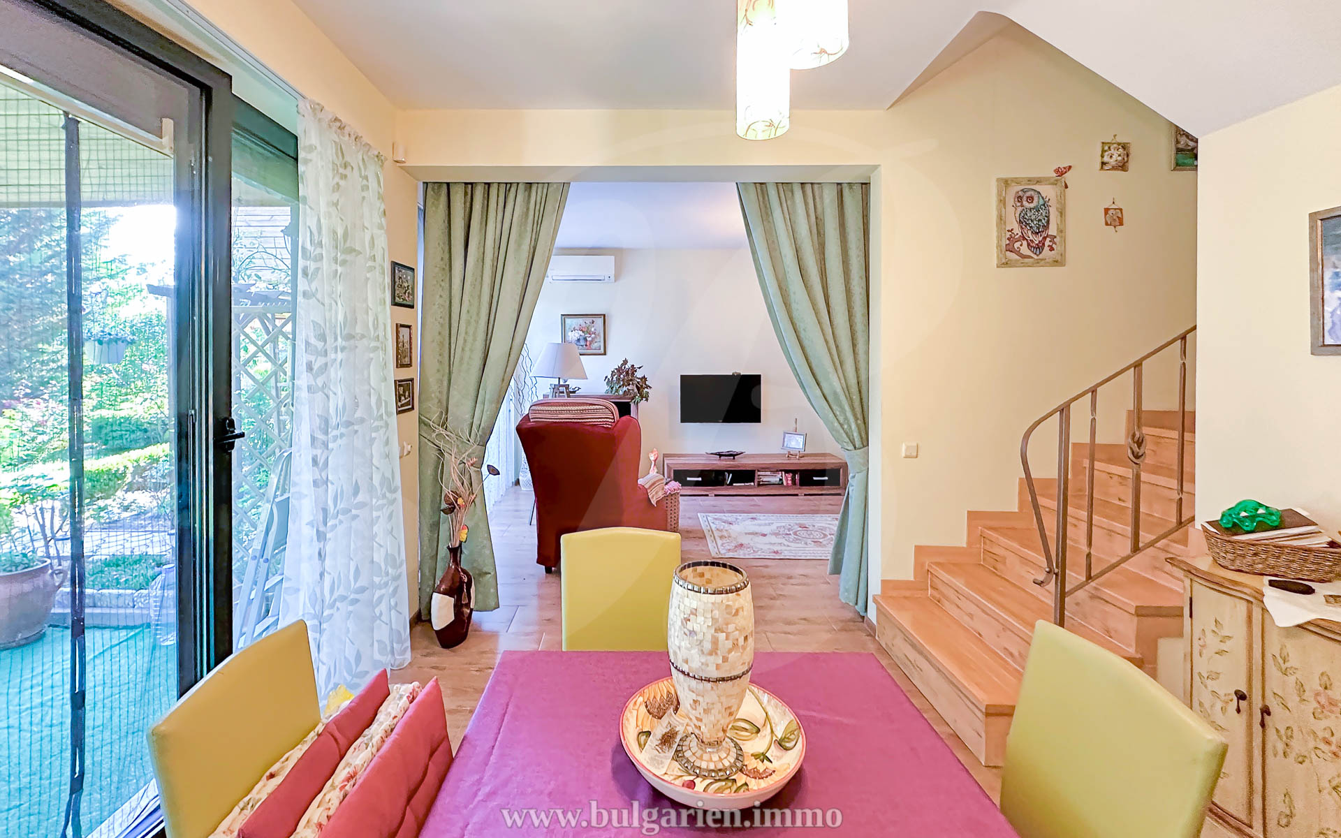 Stilvolle Villa am Strand mit bezauberndem Meerblick